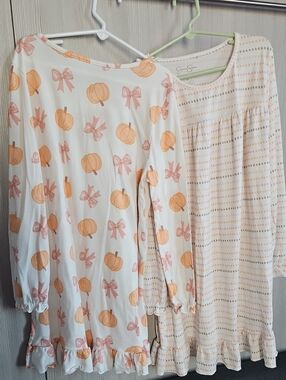Set Of Two Jessica Simpson Longsleeve Kids Nightgowns Size 6